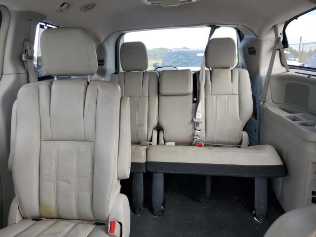 Photo 10 from auction – 2013 CHRYSLER TOWN & COU with VIN 2C4RC1CG7DR815756