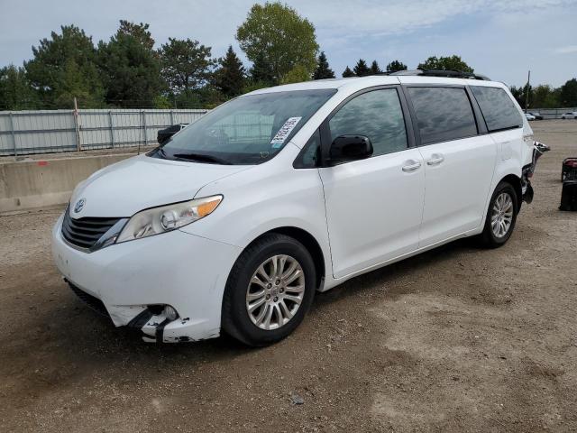 TOYOTA SIENNA XLE 2014 with VIN 5TDYK3DC8ES498567 - Photo from auction