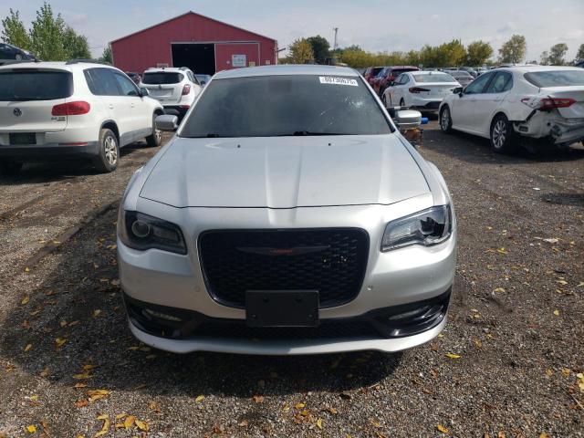 Photo 5 from auction – 2022 CHRYSLER 300 S with VIN 2C3CCABG3NH130947