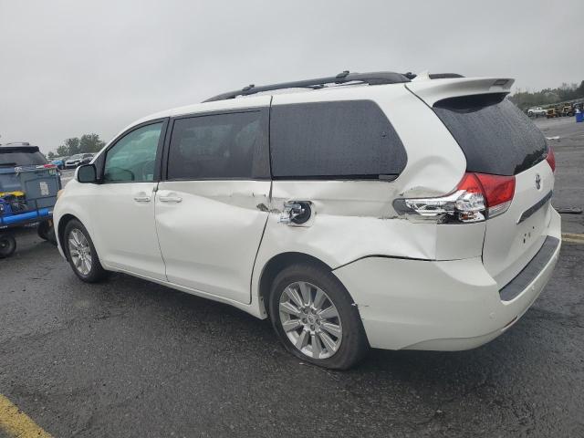 Photo 2 from auction – 2011 TOYOTA SIENNA XLE with VIN 5TDDK3DC3BS026660