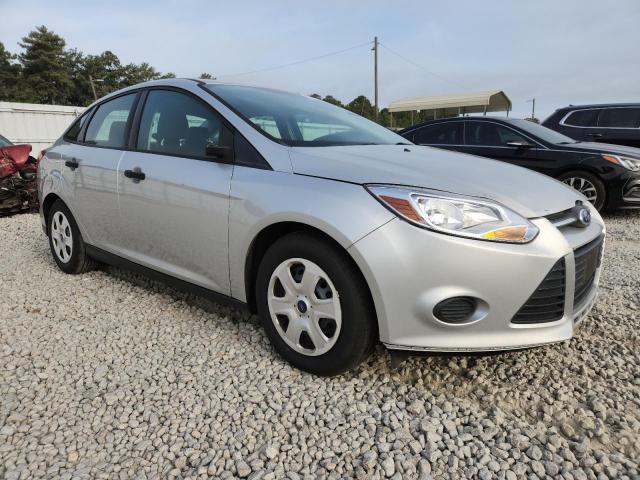 Photo 4 from auction – 2012 FORD FOCUS S with VIN 1FAHP3E28CL287574