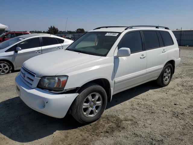 TOYOTA HIGHLANDER 2005 with VIN JTEEP21A450122240 - Photo from auction