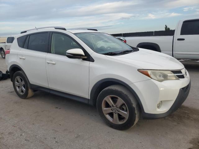 Photo 4 from auction – 2015 TOYOTA RAV4 XLE with VIN JTMWFREV9FJ059987