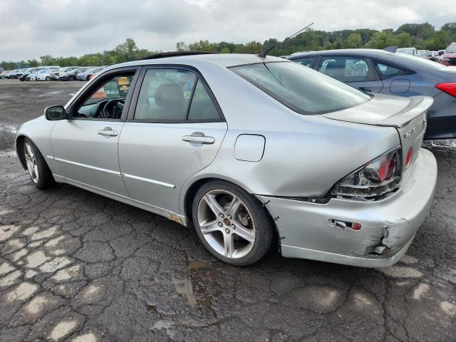 Photo 2 from auction – 2002 LEXUS IS 300 with VIN JTHBD192320046771