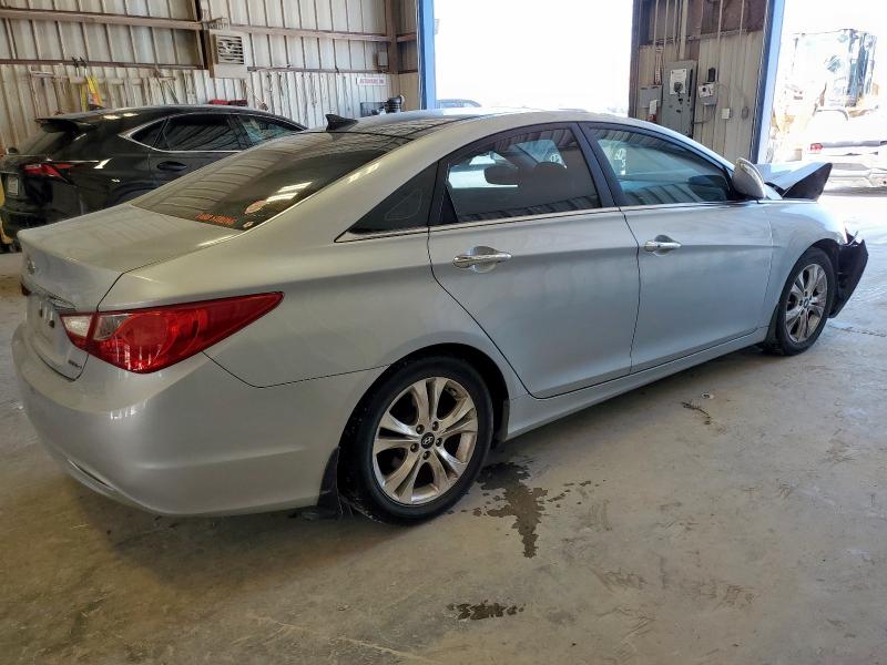 Photo 3 from auction – 2012 HYUNDAI SONATA SE with VIN 5NPEC4AC6CH471588
