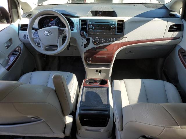 Photo 8 from auction – 2014 TOYOTA SIENNA XLE with VIN 5TDYK3DC1ES433804