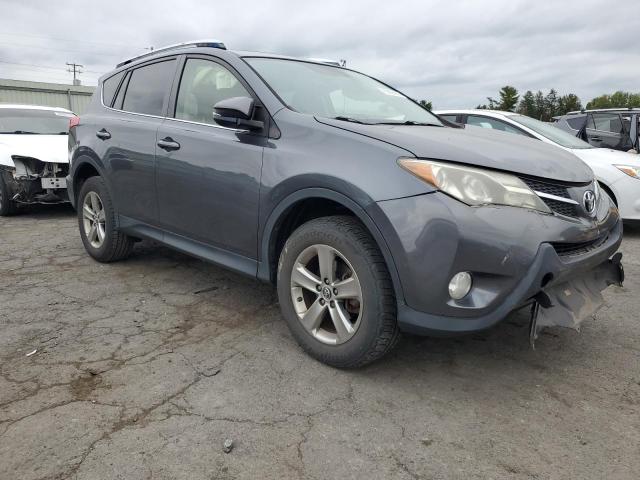 Photo 4 from auction – 2015 TOYOTA RAV4 XLE with VIN JTMRFREV2FD151115