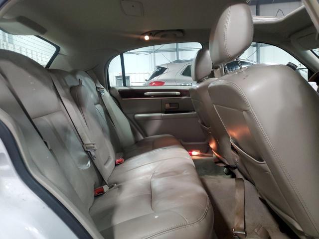 Photo 10 from auction – 2007 LINCOLN TOWN CAR S with VIN 1LNHM82V77Y628658