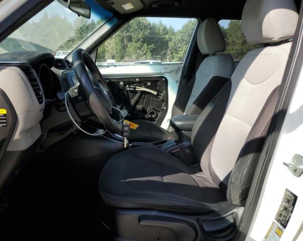 Photo 7 from auction – 2014 KIA SOUL with VIN KNDJN2A26E7743049