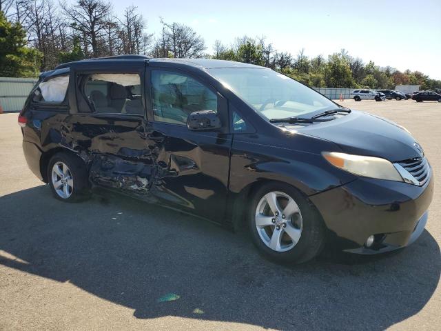 Photo 4 from auction – 2012 TOYOTA SIENNA LE with VIN 5TDKK3DCXCS230395