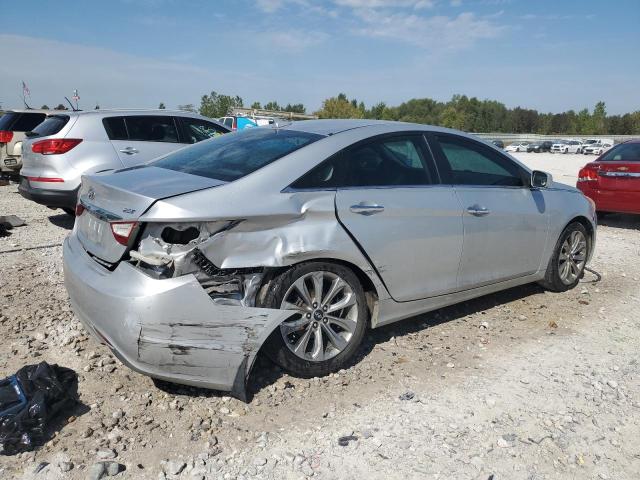 Photo 3 from auction – 2012 HYUNDAI SONATA SE with VIN 5NPEC4AB0CH424449