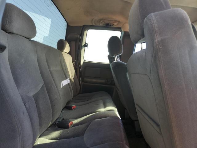 Photo 10 from auction – 2004 GMC NEW SIERRA with VIN 2GTEK19T741273062