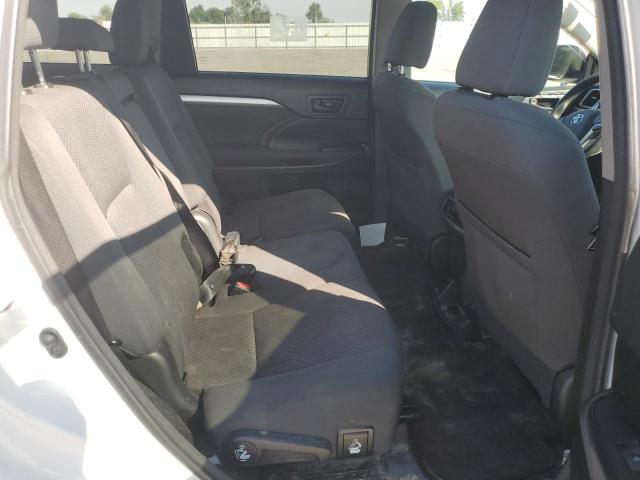 Photo 10 from auction – 2018 TOYOTA HIGHLANDER with VIN 5TDZZRFH8JS245660
