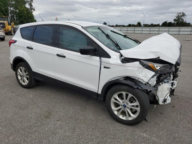 Photo 4 from auction – 2019 FORD ESCAPE S with VIN 1FMCU0F77KUB96600