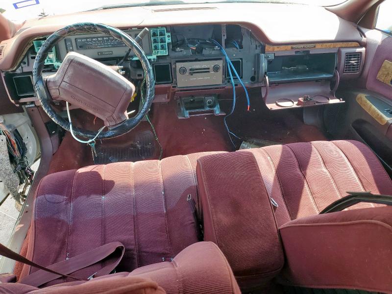Photo 8 from auction – 1993 CHEVROLET CAPRICE CL with VIN 1G1BL53E9PR137649