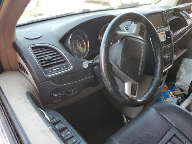 Photo 9 from auction – 2015 CHRYSLER TOWN & COU with VIN 2C4RC1BG0FR577060