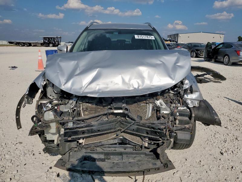 Photo 5 from auction – 2017 NISSAN ROGUE S with VIN KNMAT2MT2HP578471