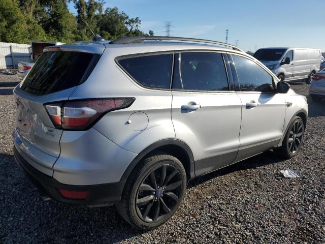 Photo 3 from auction – 2018 FORD ESCAPE SE with VIN 1FMCU0GD7JUB97412