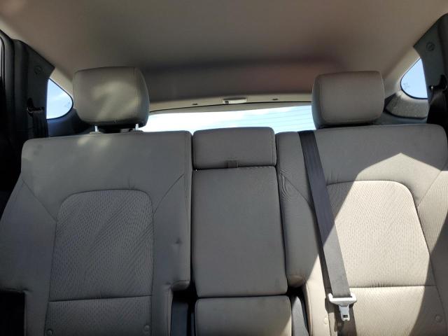 Photo 10 from auction – 2017 HYUNDAI SANTA FE S with VIN 5NMZU3LB3HH038523