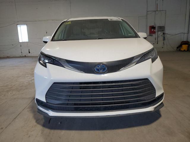 Photo 5 from auction – 2023 TOYOTA SIENNA LE with VIN 5TDKSKFC9PS074167