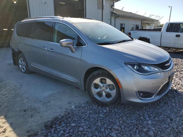 Photo 4 from auction – 2017 CHRYSLER PACIFICA T with VIN 2C4RC1EGXHR570230