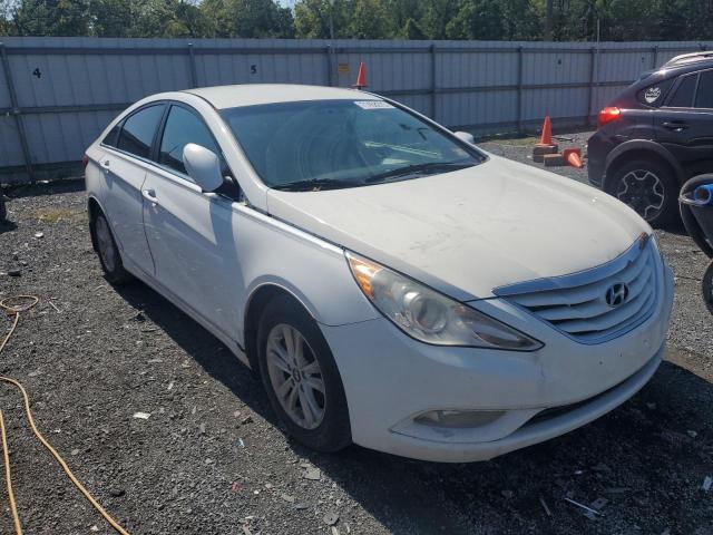 Photo 4 from auction – 2013 HYUNDAI SONATA GLS with VIN 5NPEB4AC9DH643598