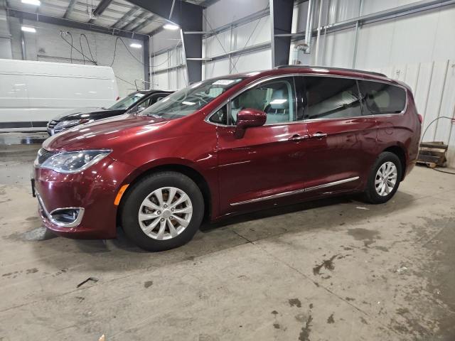 CHRYSLER PACIFICA T 2017 with VIN 2C4RC1BG8HR833643 - Photo from auction