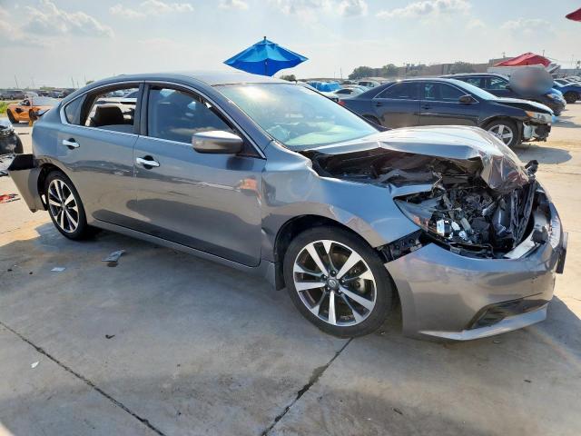 Photo 4 from auction – 2017 NISSAN ALTIMA with VIN 1N4AL3AP2HC121301