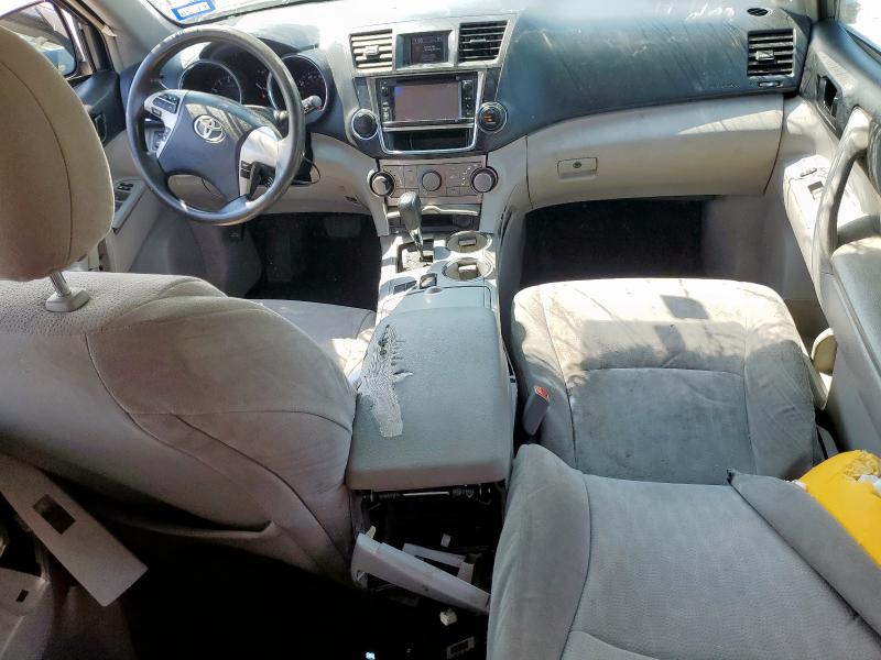 Foto 8 de la subasta – 2013 TOYOTA HIGHLANDER con VIN 5TDZA3EH7DS045847