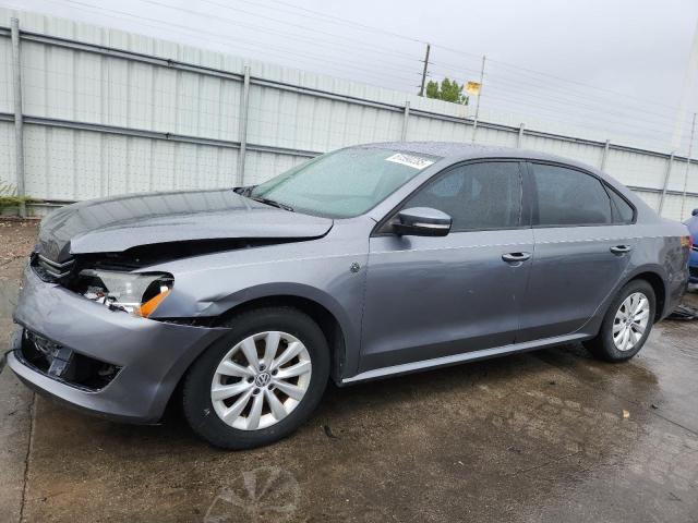 VOLKSWAGEN PASSAT S 2015 with VIN 1VWAT7A33FC016453 - Photo from auction
