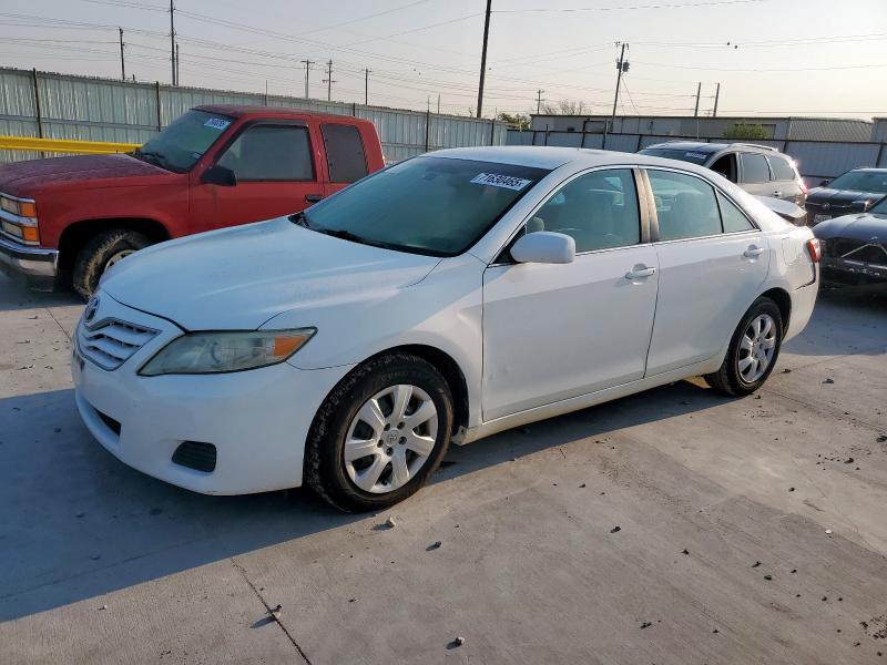 TOYOTA CAMRY BASE 2010 مع رقم تعريف المركبة 4T4BF3EK5AR077929 - صورة من المزاد