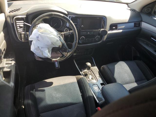 Photo 8 from auction – 2018 MITSUBISHI OUTLANDER with VIN JA4AZ3A31JZ042706