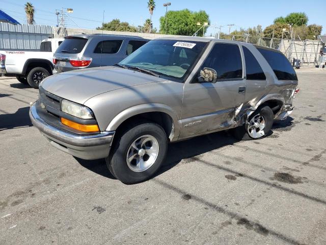 CHEVROLET BLAZER 2000 with VIN 1GNCS18W1YK259268 - Photo from auction