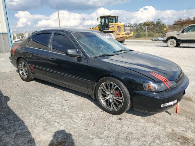Photo 4 from auction – 1996 HONDA ACCORD with VIN 1HGCD5528TA063193