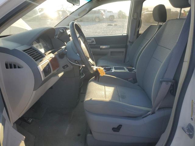 Photo 7 from auction – 2008 CHRYSLER TOWN & COU with VIN 2A8HR54P28R648141