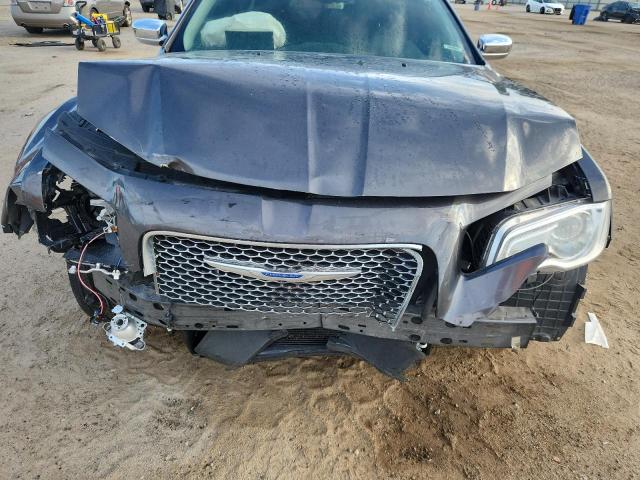 Photo 11 from auction – 2019 CHRYSLER 300 TOURING with VIN 2C3CCAAG1KH501200