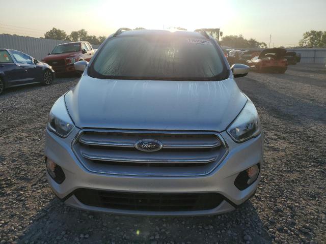 Photo 5 from auction – 2018 FORD ESCAPE with VIN 1FMCU9GD8JUC77533