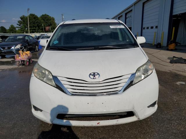 Photo 5 from auction – 2016 TOYOTA SIENNA LE with VIN 5TDKK3DC1GS756260