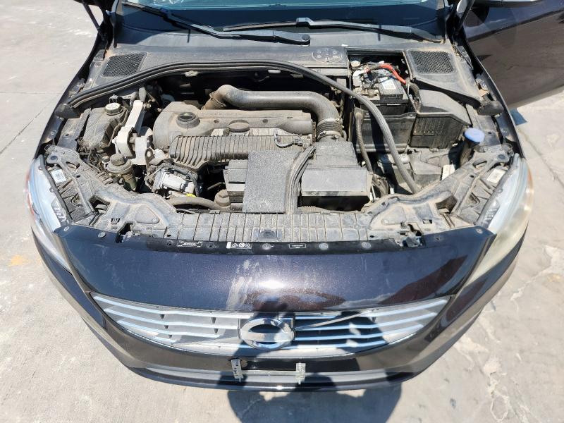 Photo 11 from auction – 2014 VOLVO S60 T5 with VIN YV1612FS2E2298231