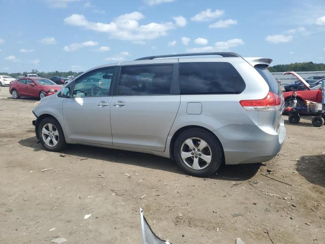 Photo 2 from auction – 2011 TOYOTA SIENNA LE with VIN 5TDKK3DC7BS087503