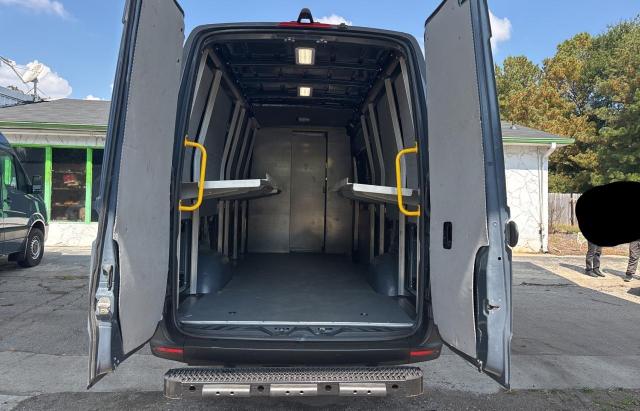 Photo 6 from auction – 2019 MERCEDES-BENZ SPRINTER 2 with VIN WD4PF1CD0KP119040