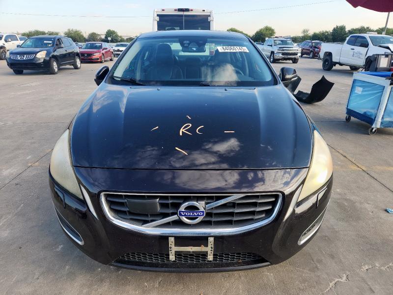 Photo 5 from auction – 2011 VOLVO S60 T6 with VIN YV1902FH1B2003569