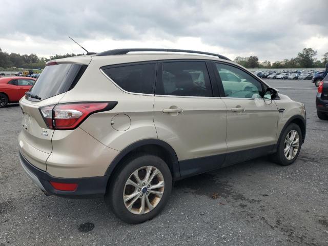 Photo 3 from auction – 2017 FORD ESCAPE SE with VIN 1FMCU9GD4HUD57275