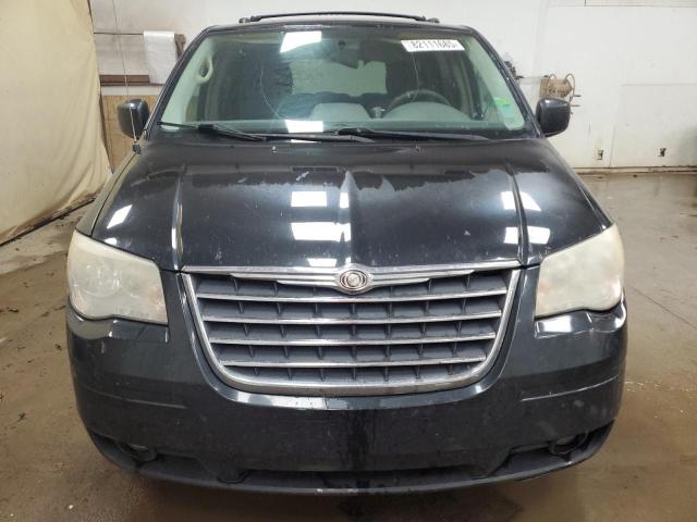 Photo 5 from auction – 2010 CHRYSLER TOWN & COU with VIN 2A4RR5D12AR109705