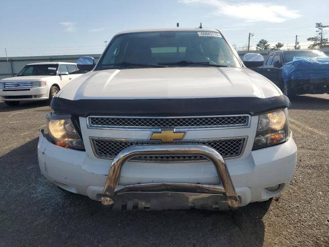 Photo 5 from auction – 2013 CHEVROLET SUBURBAN K with VIN 1GNSKJE71DR192536