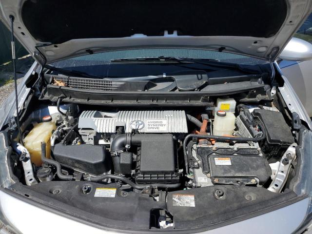 Photo 11 from auction – 2016 TOYOTA PRIUS V with VIN JTDZN3EU0GJ048723