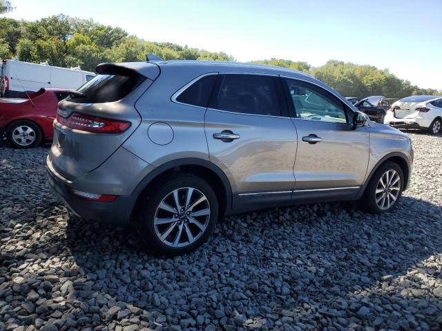 Photo 3 from auction – 2019 LINCOLN MKC RESERV with VIN 5LMCJ3D96KUL01638