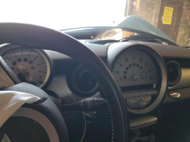 Photo 9 from auction – 2009 MINI COOPER with VIN WMWMF33559TU73605