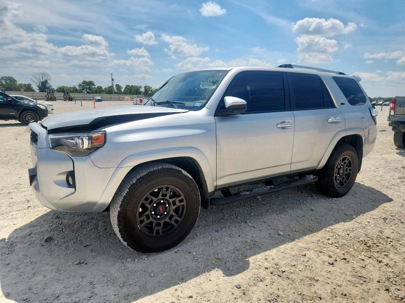 TOYOTA 4RUNNER SR 2021 with VIN JTEEU5JR5M5249502 - Photo from auction