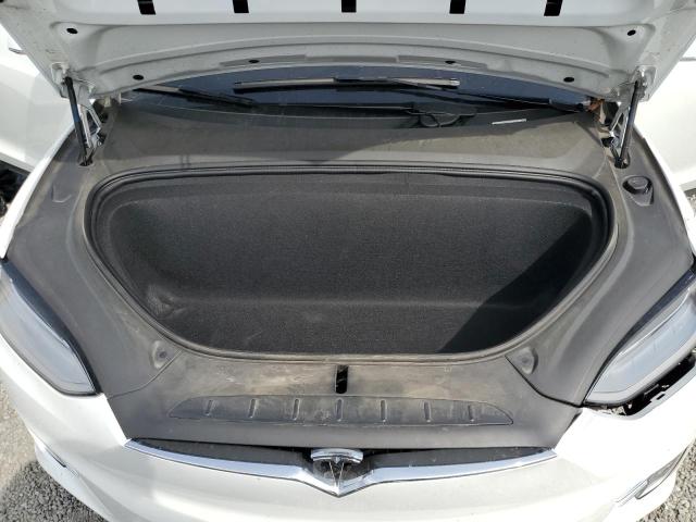 Photo 12 from auction – 2019 TESLA MODEL X with VIN 5YJXCDE2XKF207331